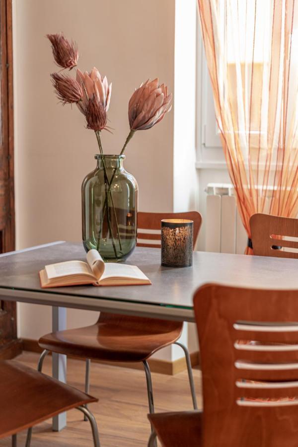 Emma - Lovely Suite In Trastevere روما المظهر الخارجي الصورة